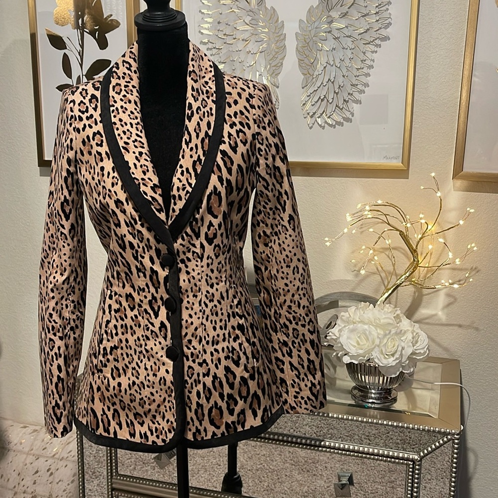 Leopard print blazer - SIZE 2